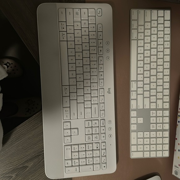 Logitech Signature MK650 for Wireless Keyboard, Windows/Mac/Chrome - Picture 2 of 3